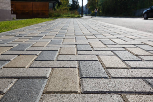 Best Driveway Paving Contractor  in Vicksburg, MS