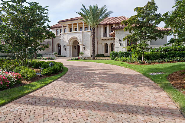 Best Driveway Pavers Cost  in Vicksburg, MS